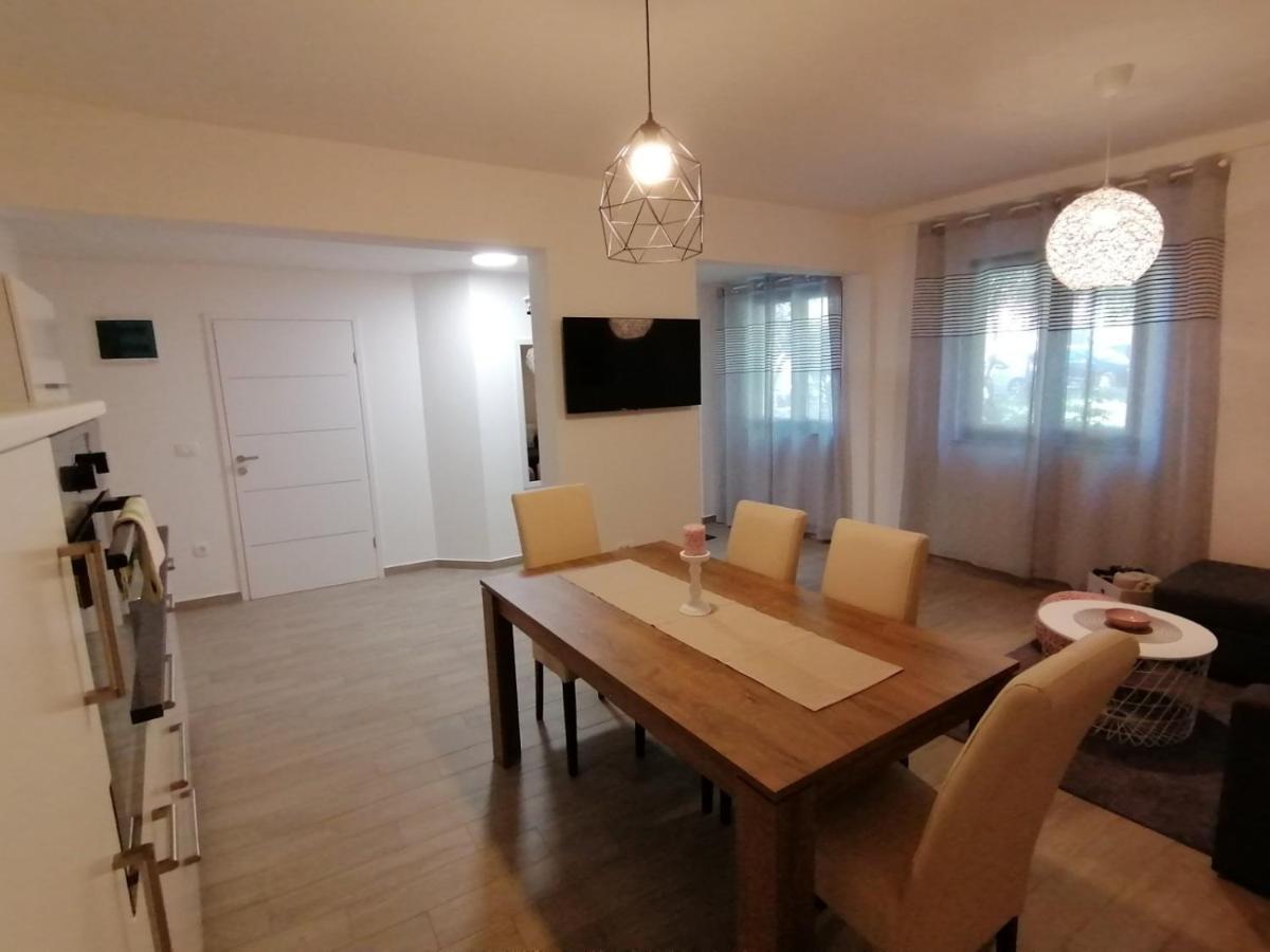 Apartments Pepe Novigrad  ภายนอก รูปภาพ