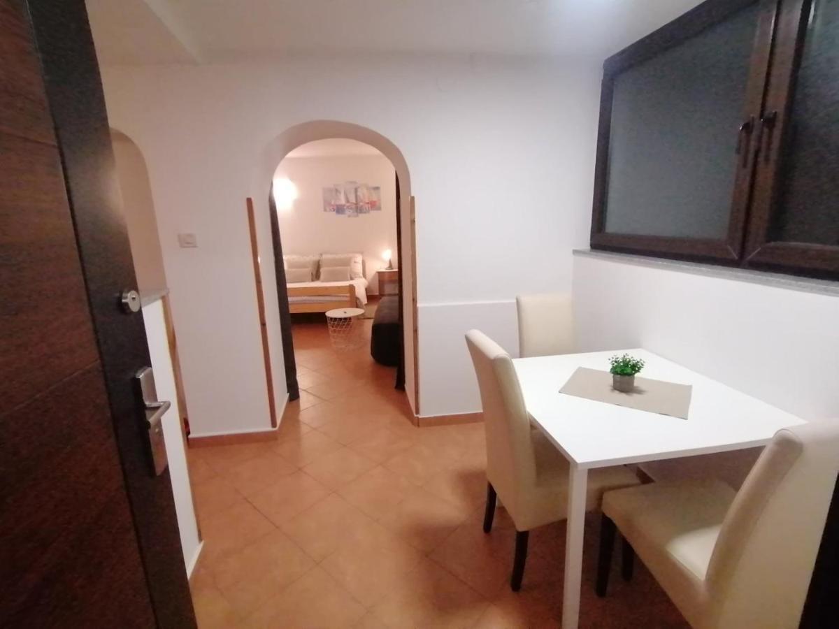 Apartments Pepe Novigrad  ภายนอก รูปภาพ