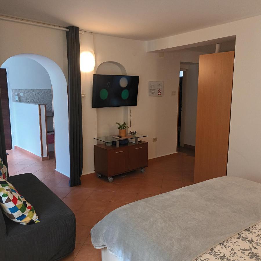 Apartments Pepe Novigrad  ภายนอก รูปภาพ