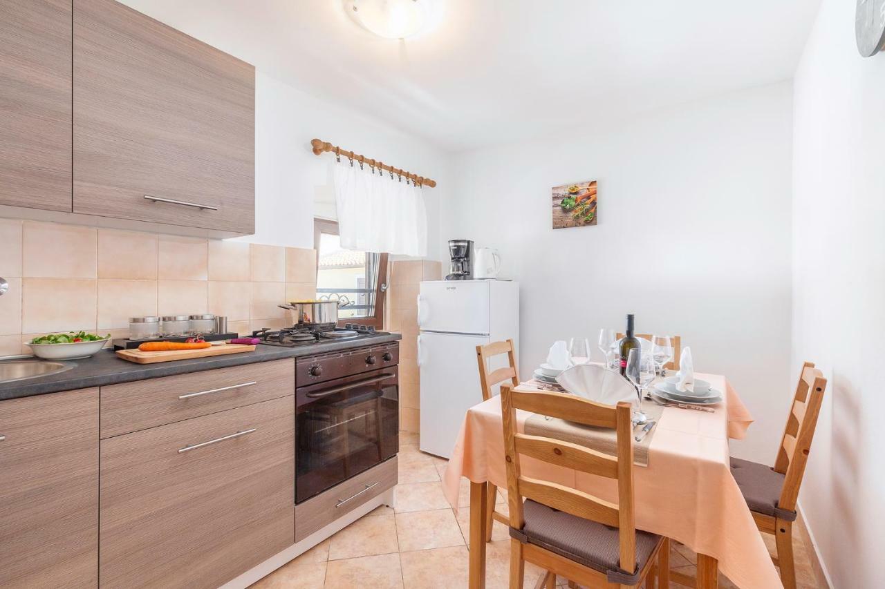 Apartments Pepe Novigrad  ภายนอก รูปภาพ