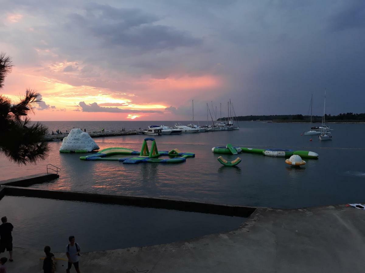 Apartments Pepe Novigrad  ภายนอก รูปภาพ